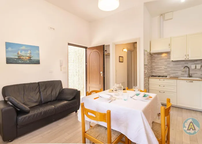 Piano Terra Sul Lungomare Con Parcheggio Апартаменты *